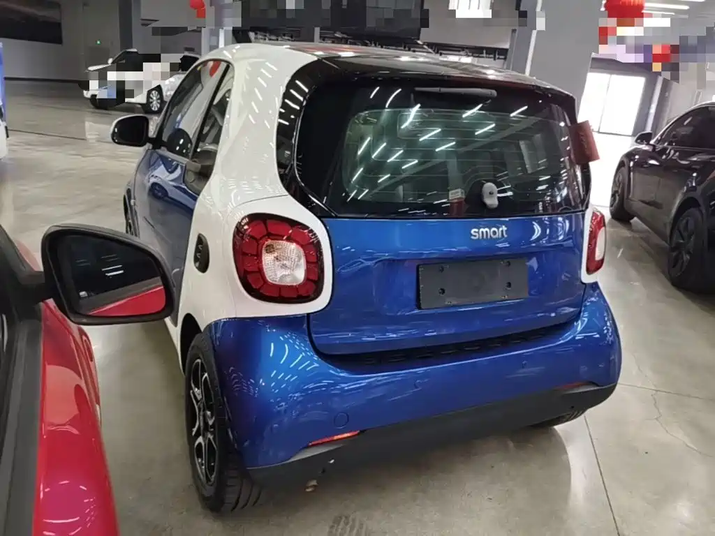smart Smart Fortwo — фото 5