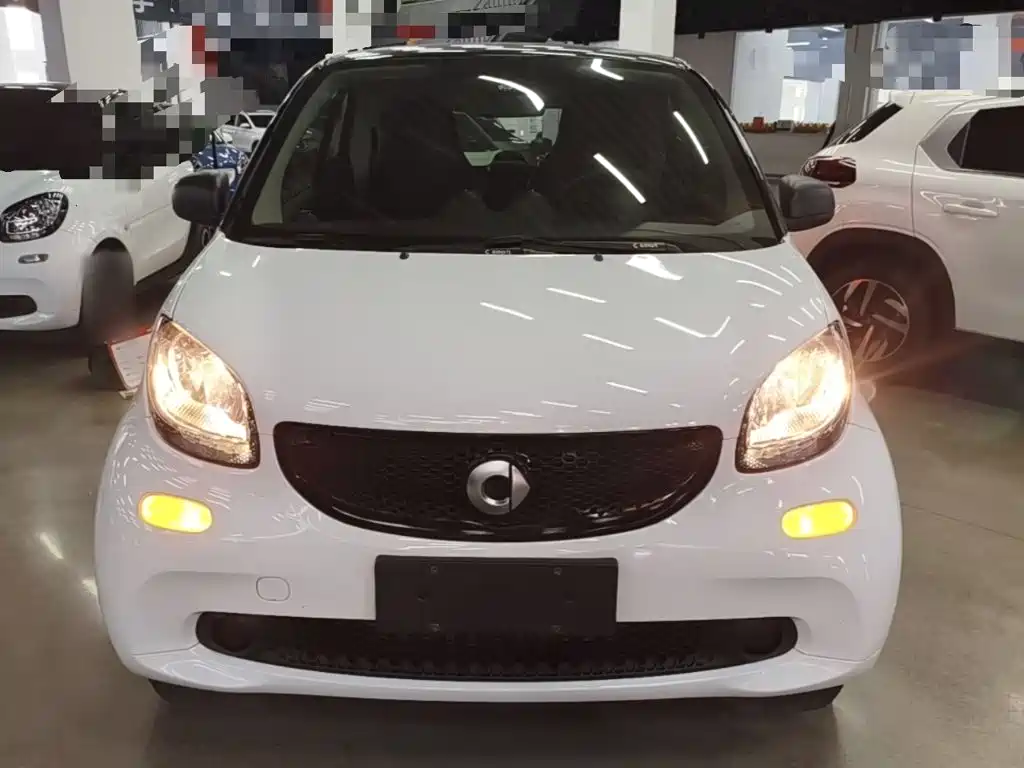 smart Smart Fortwo — фото 3
