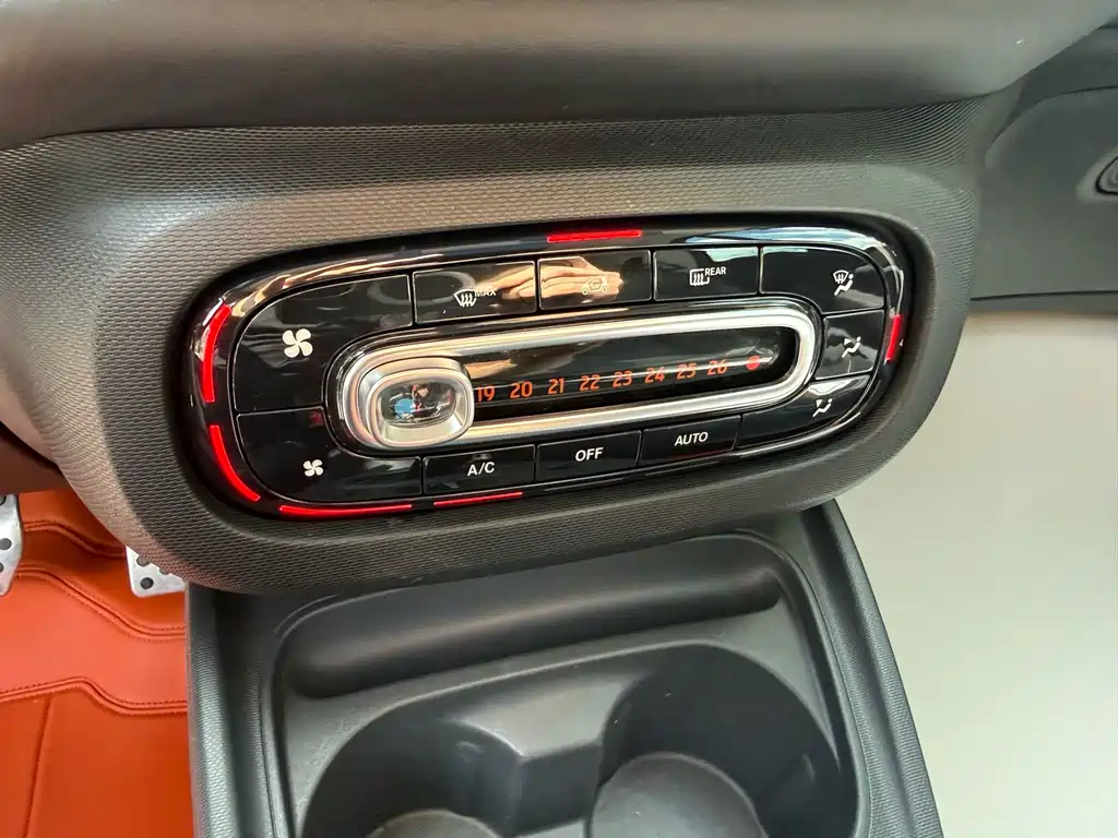 smart Smart Fortwo — фото 11