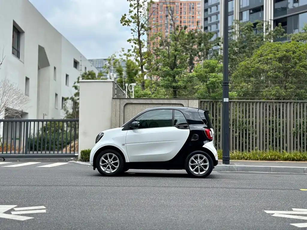 smart Smart Fortwo — фото 4