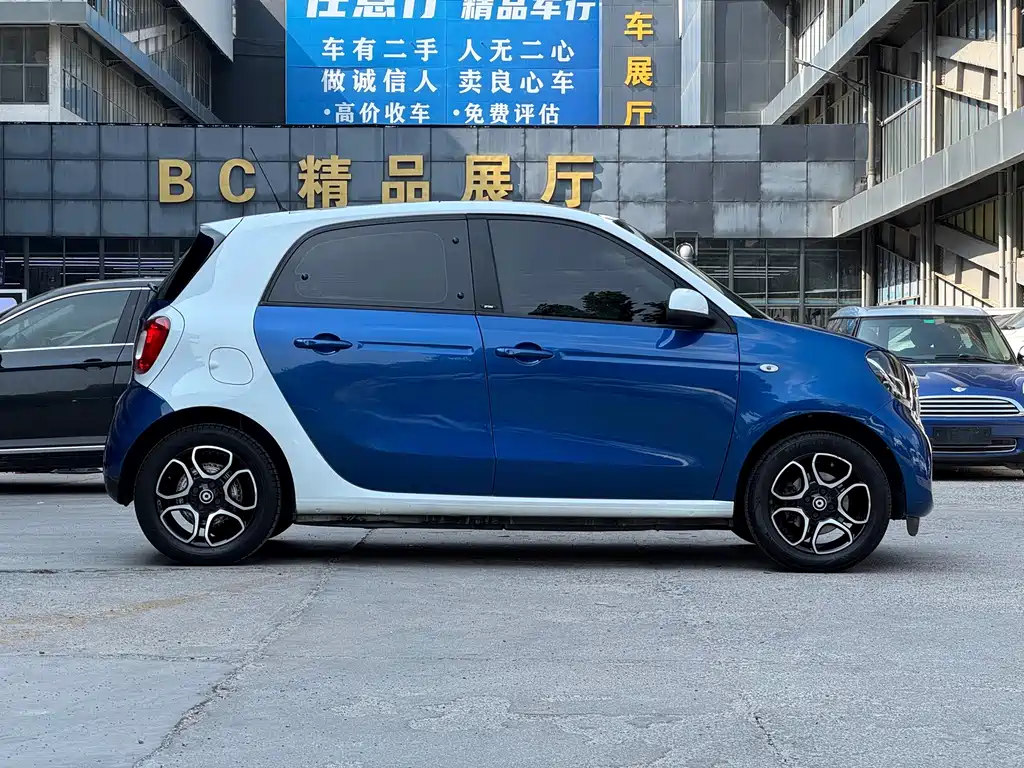 smart Smart Forfour — фото 5