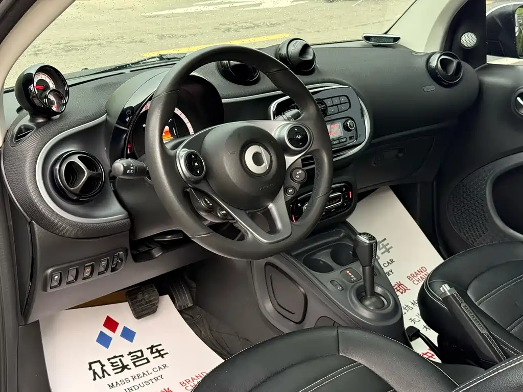smart Smart Fortwo — фото 6