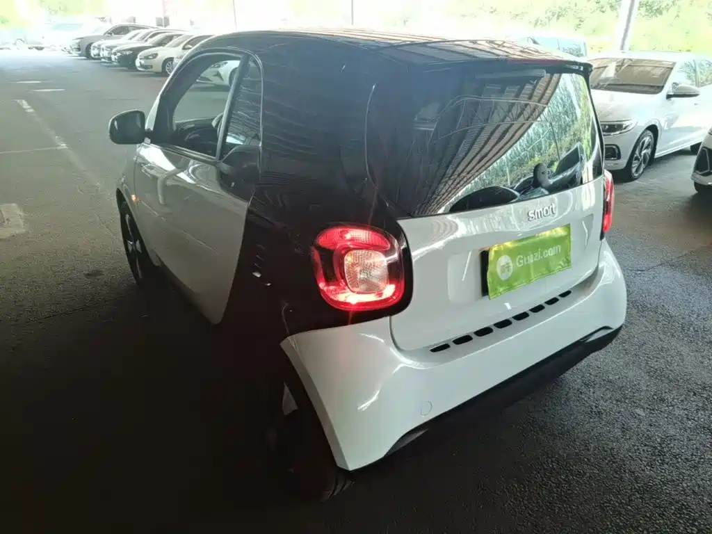 smart Smart Fortwo — фото 5