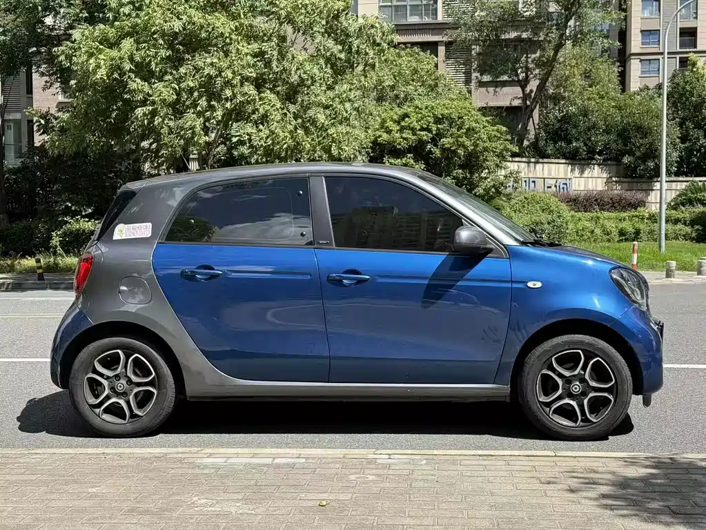 smart Smart Forfour — фото 3