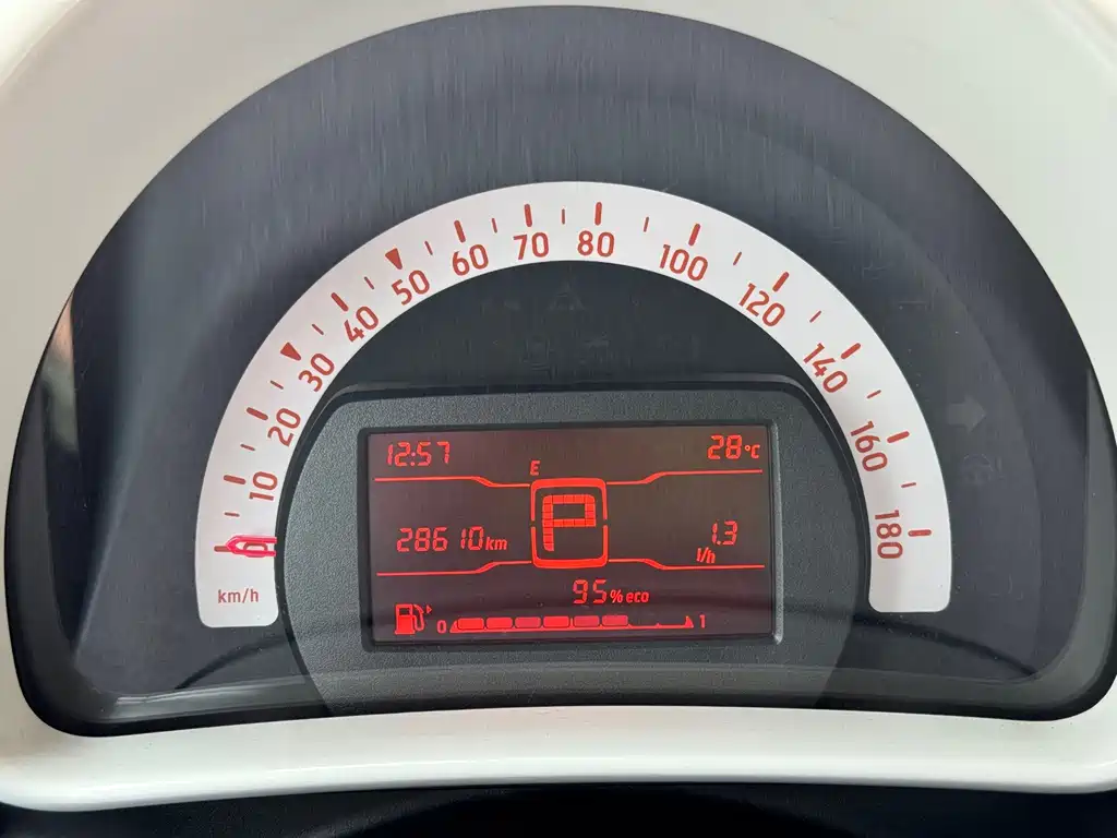 smart Smart Fortwo — фото 21