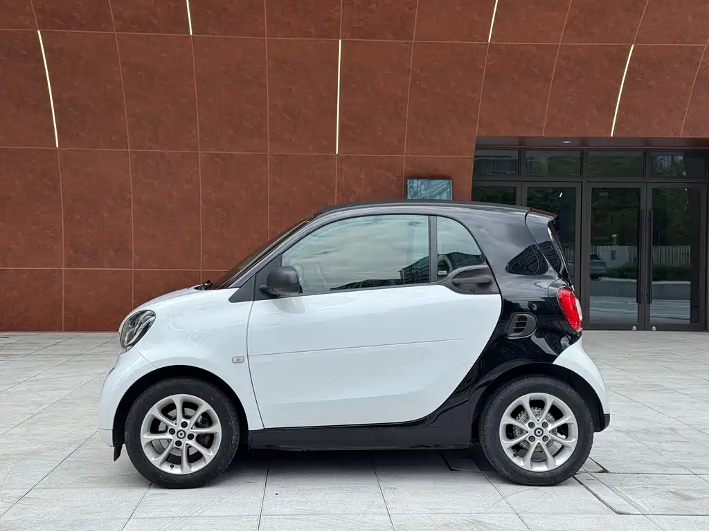 smart Smart Fortwo — фото 4