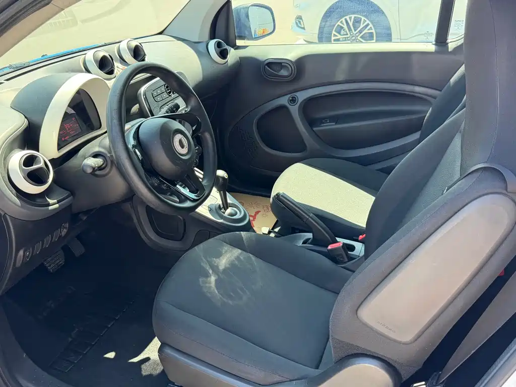 smart Smart Fortwo — фото 6