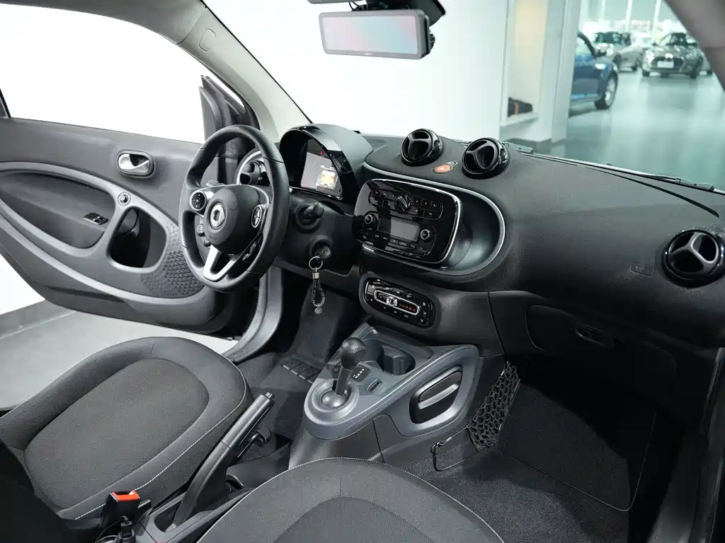 smart Smart Fortwo — фото 7