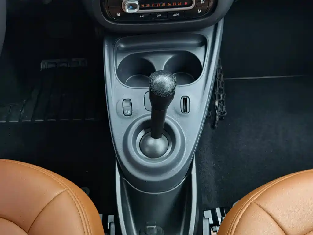 smart Smart Fortwo — фото 13