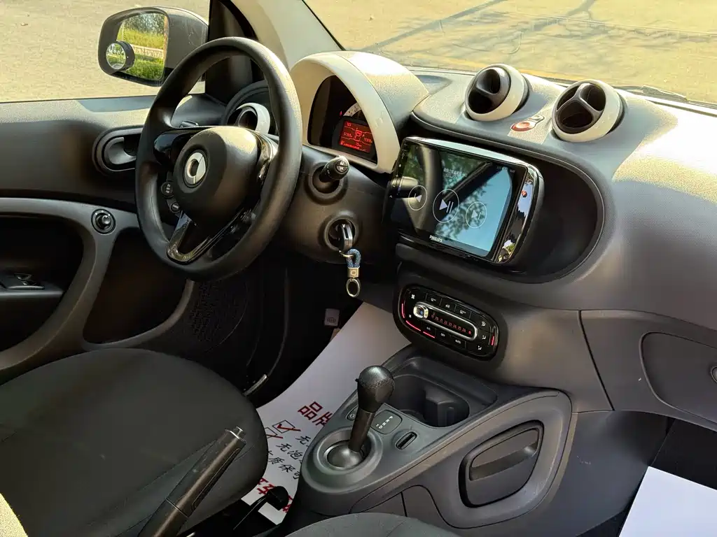 smart Smart Fortwo — фото 8