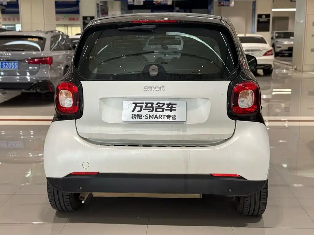 smart Smart Fortwo — фото 7