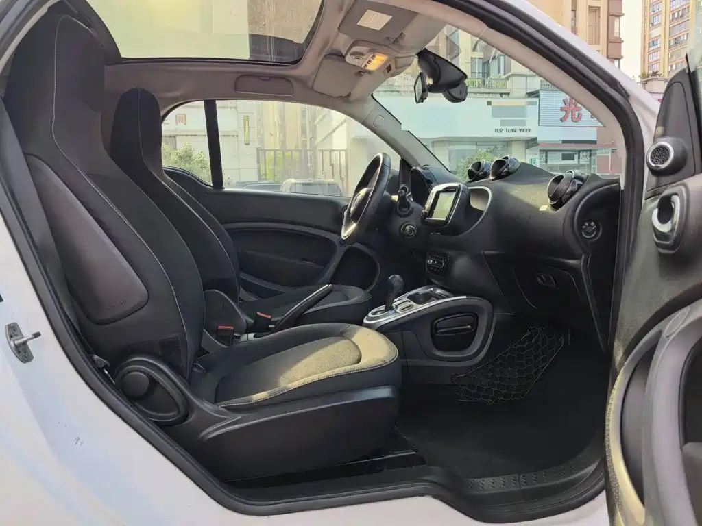 smart Smart Fortwo — фото 4
