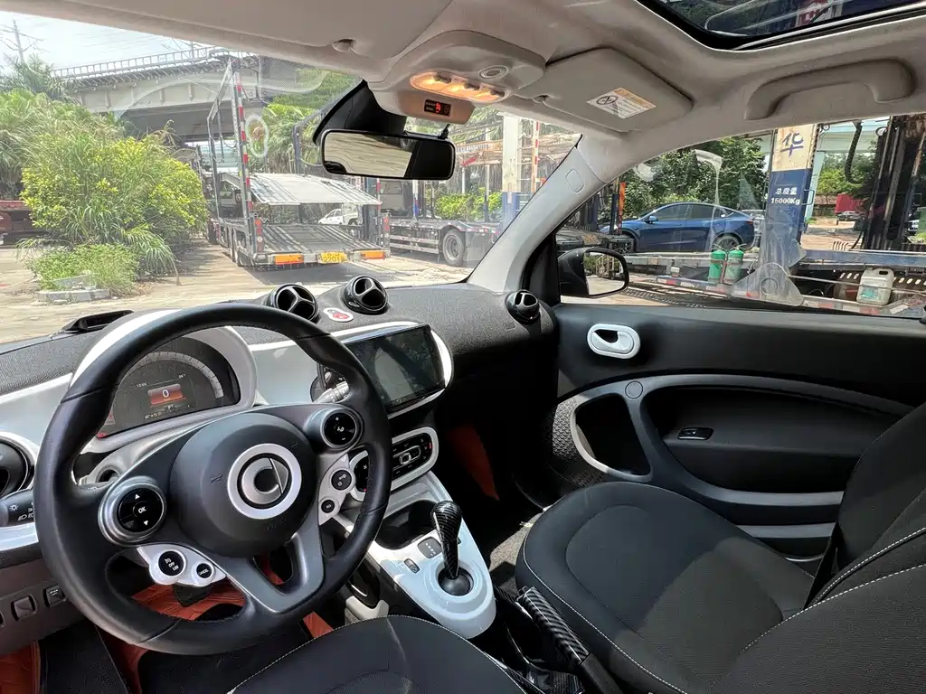 smart Smart Fortwo — фото 5