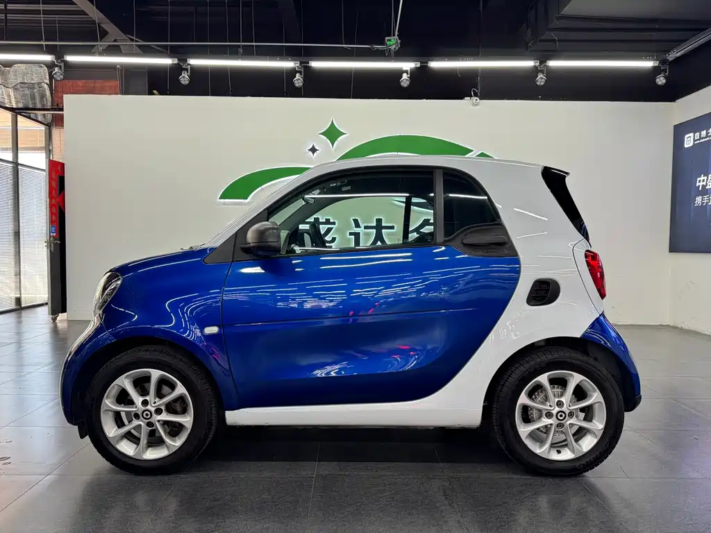 smart Smart Fortwo — фото 3