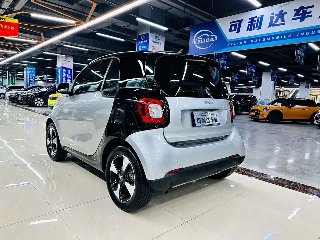 smart Smart Fortwo — фото 3