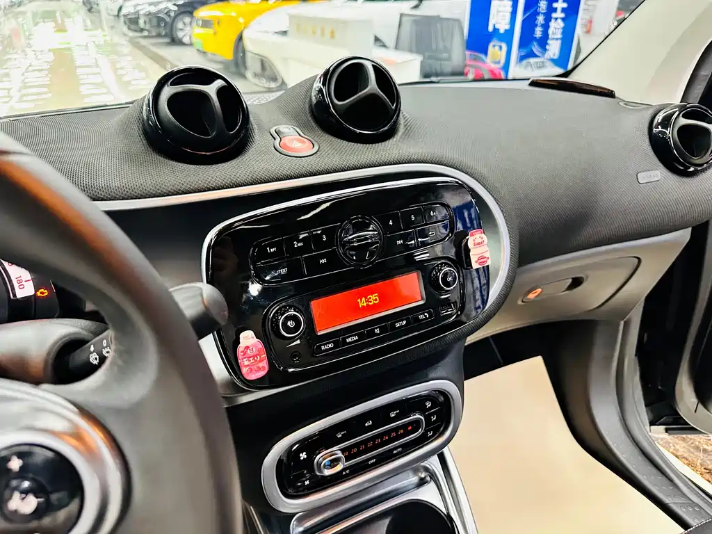 smart Smart Fortwo — фото 36