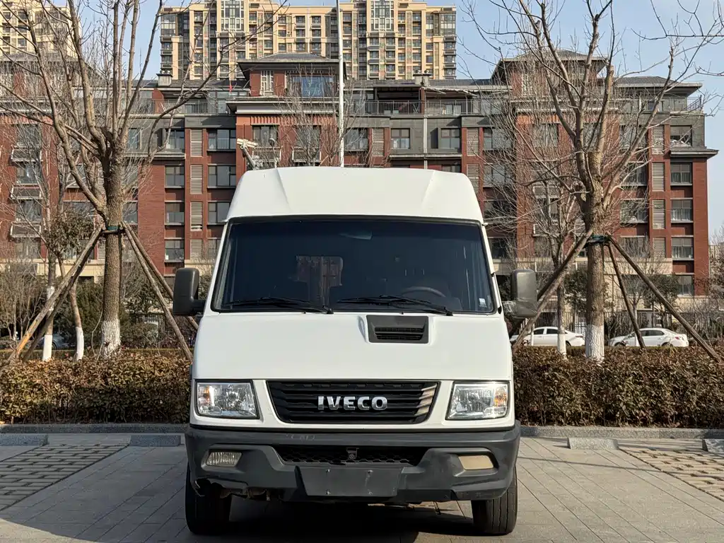 IVECO Daily — фото 2