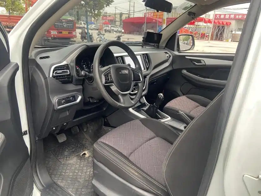 Isuzu RE-MAX Ruimai — фото 10