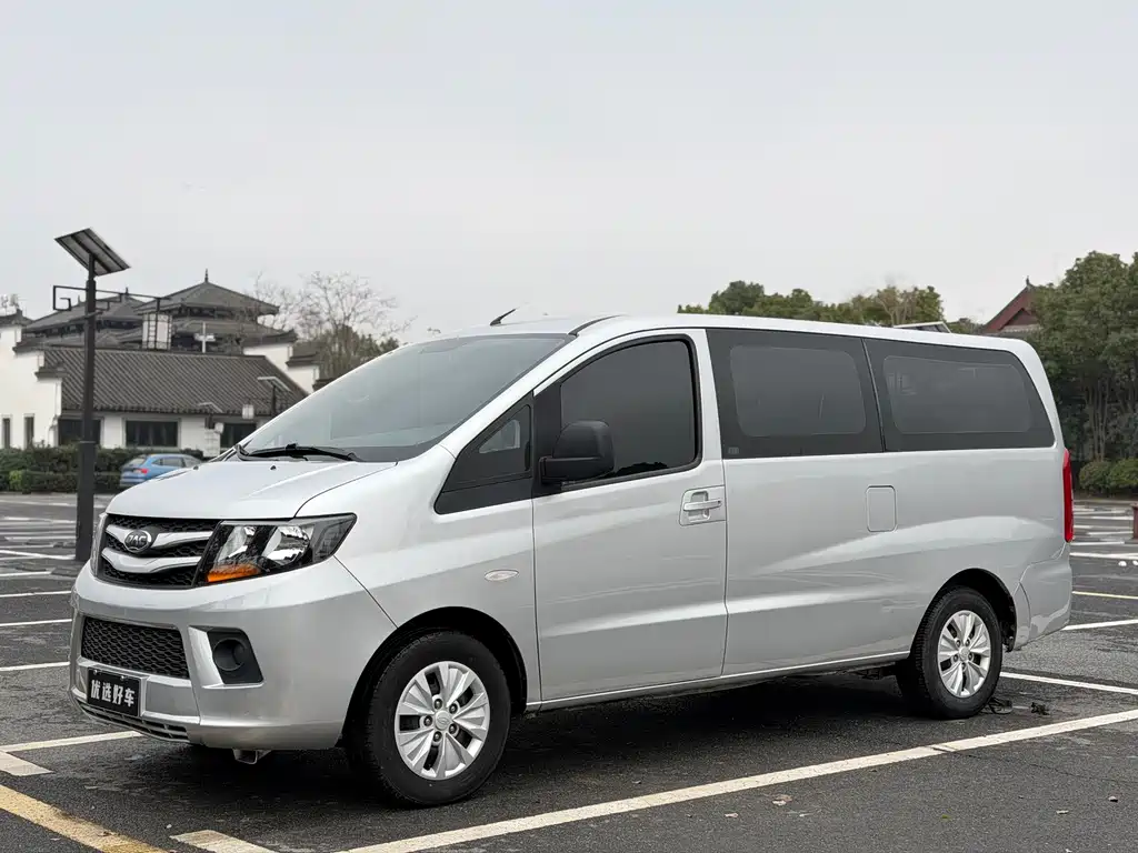 JAC Refine Refine M3 — фото 3