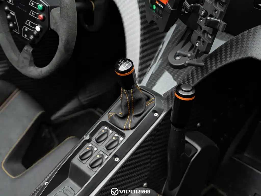 KTM X-BOW — фото 11