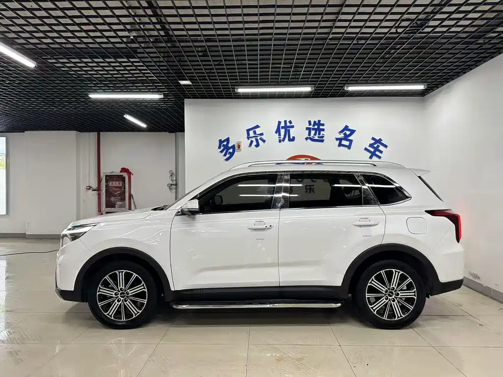 Kia Sportage — фото 9