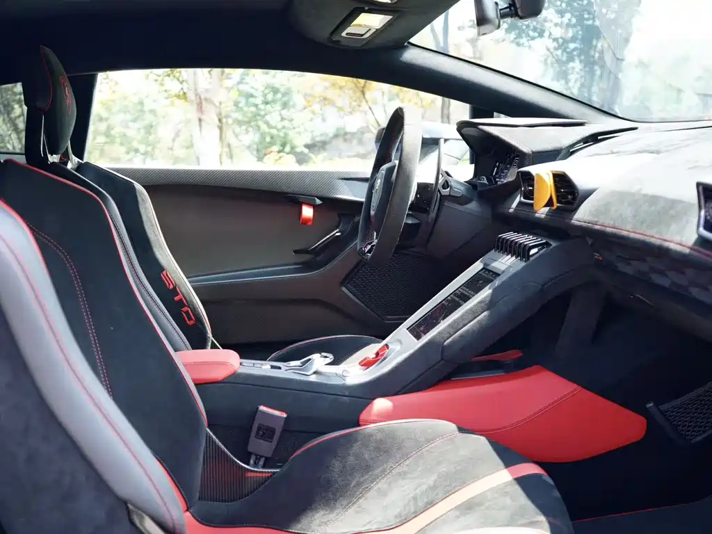 Lamborghini Huracán — фото 17