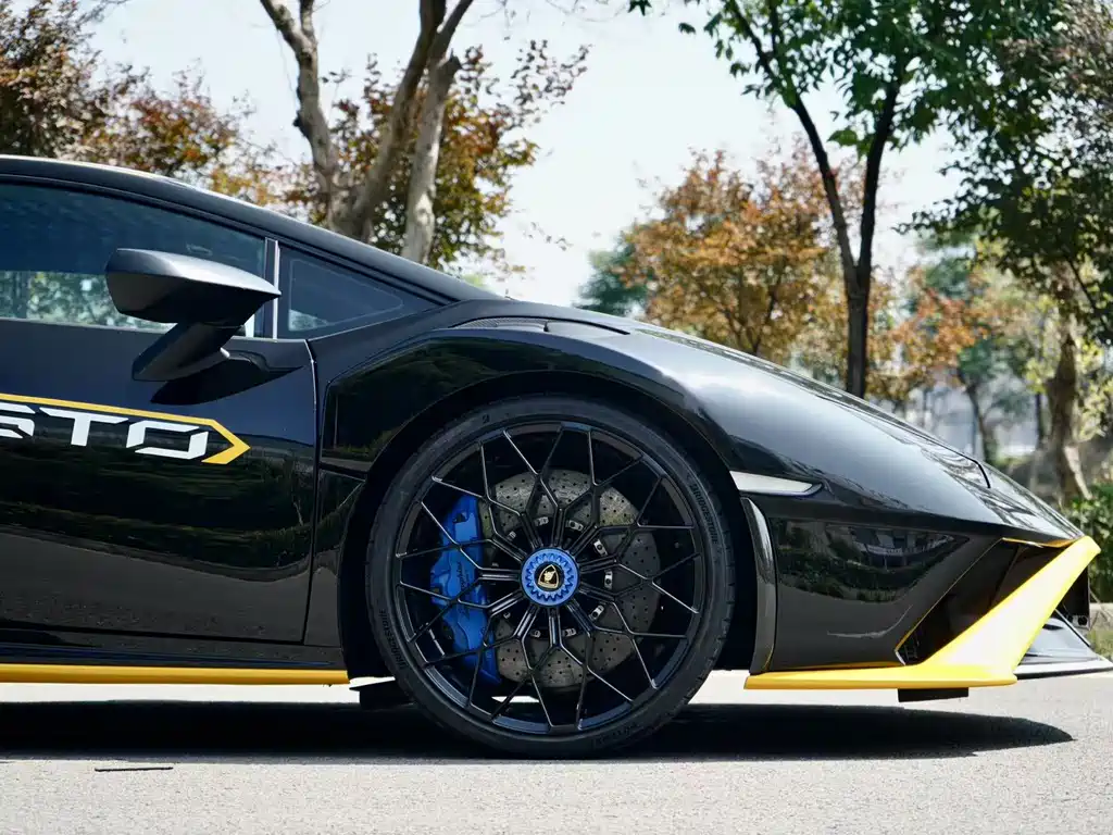 Lamborghini Huracán — фото 7