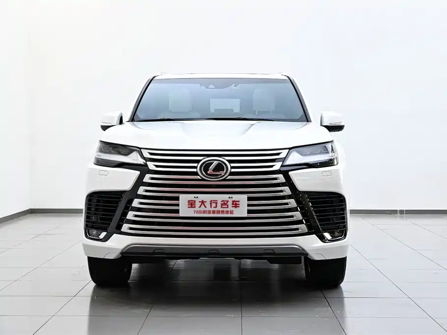 Lexus LX — фото 3