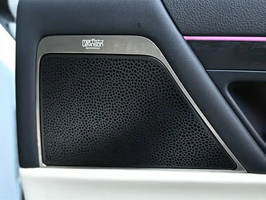 Lexus LX — фото 22
