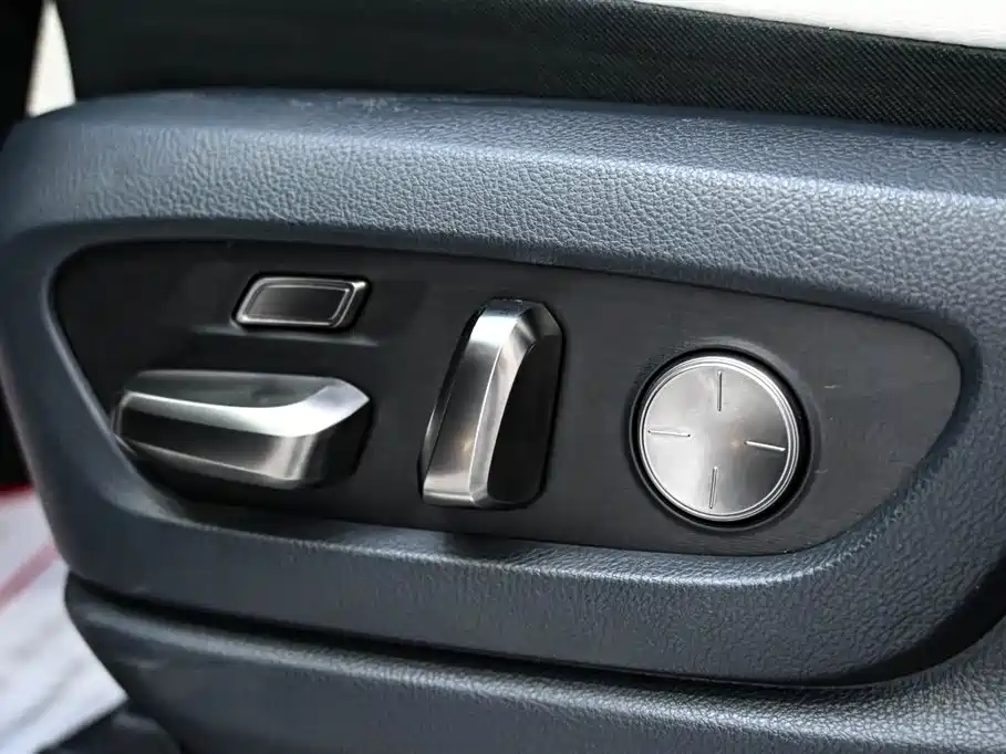 Lexus LX — фото 29