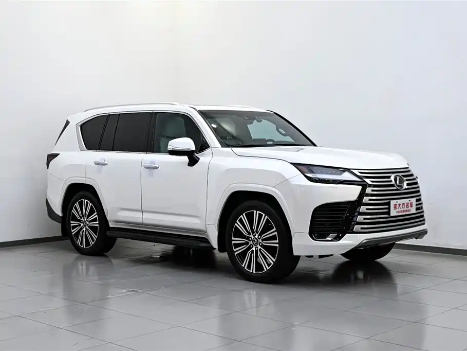 Lexus LX — фото 4