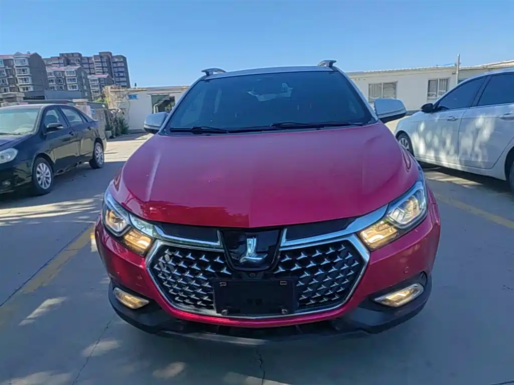 Luxgen U5 SUV — фото 3