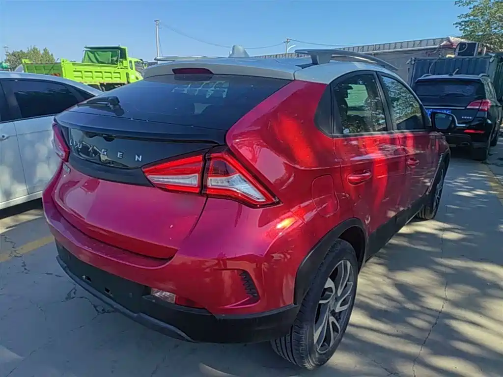 Luxgen U5 SUV — фото 7