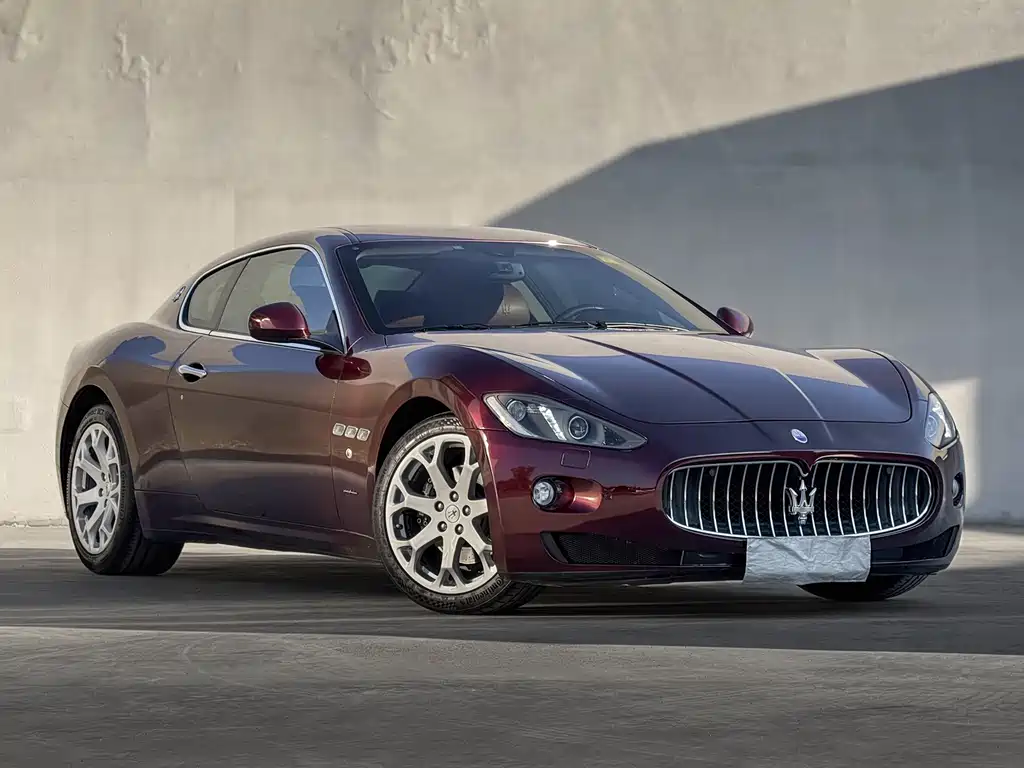 Maserati GranTurismo — фото 3