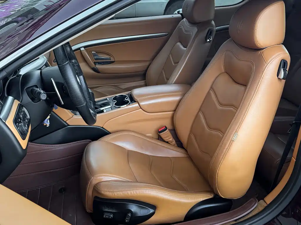 Maserati GranTurismo — фото 5