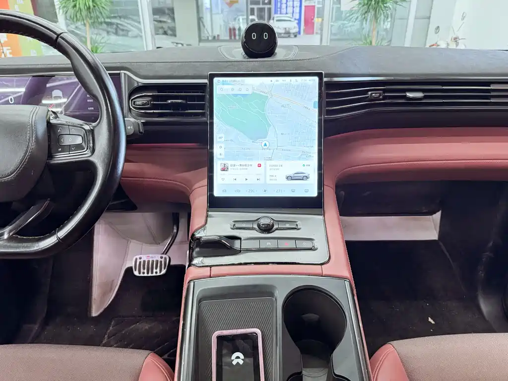NIO EC6 — фото 13