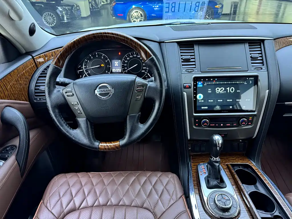 Nissan Patrol — фото 11