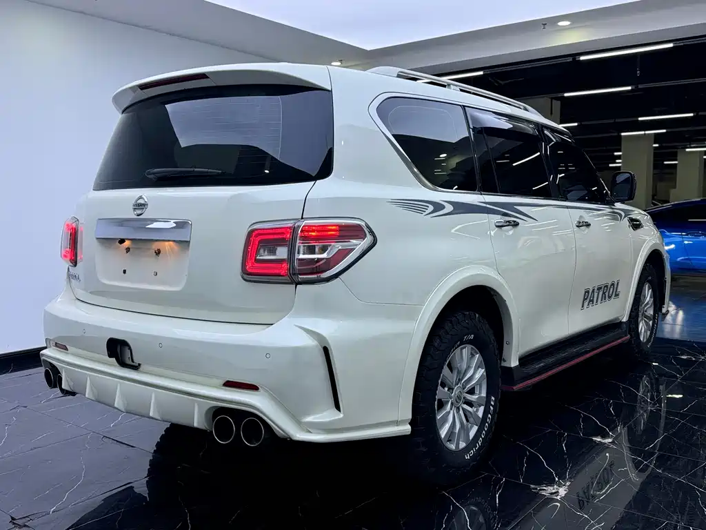 Nissan Patrol — фото 14