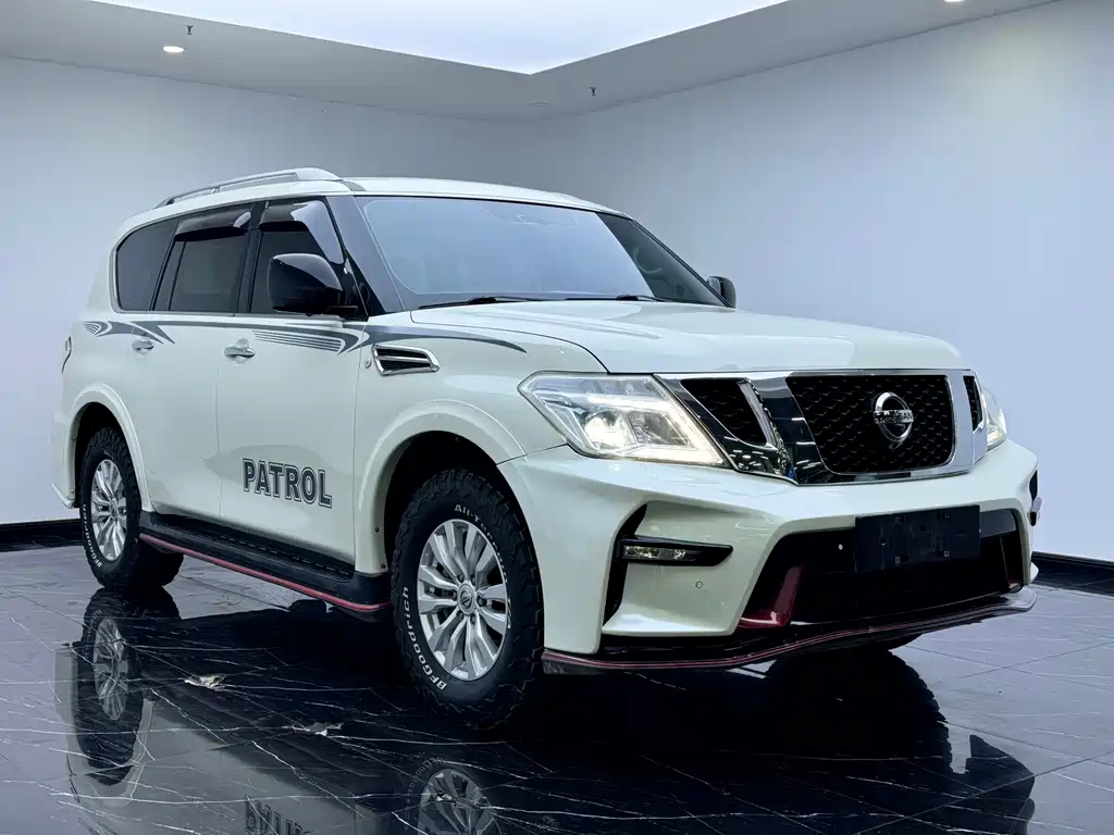 Nissan Patrol — фото 3