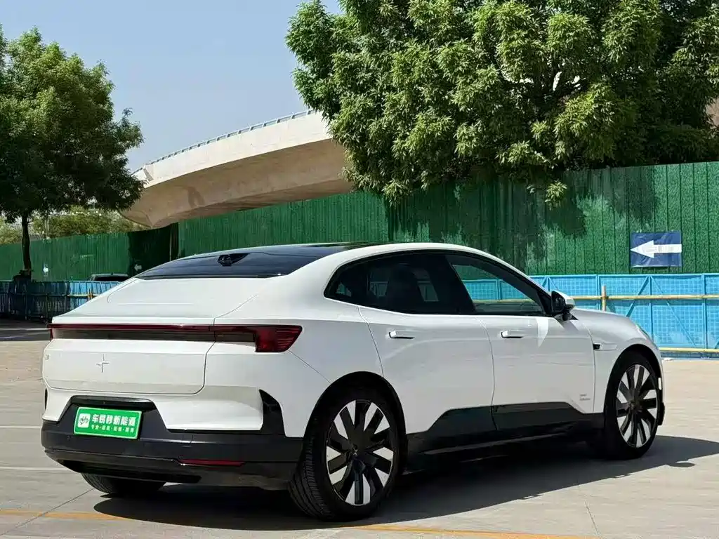 Polestar Polestar 4 — фото 6
