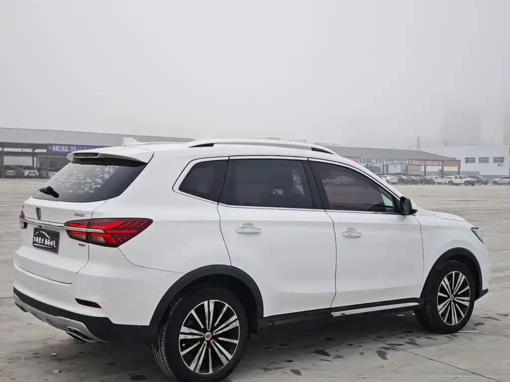 Roewe RX5 — фото 9
