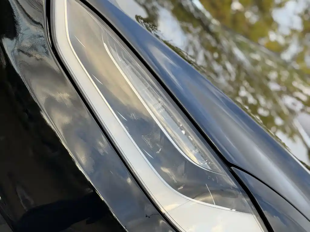 Tesla Model X — фото 7