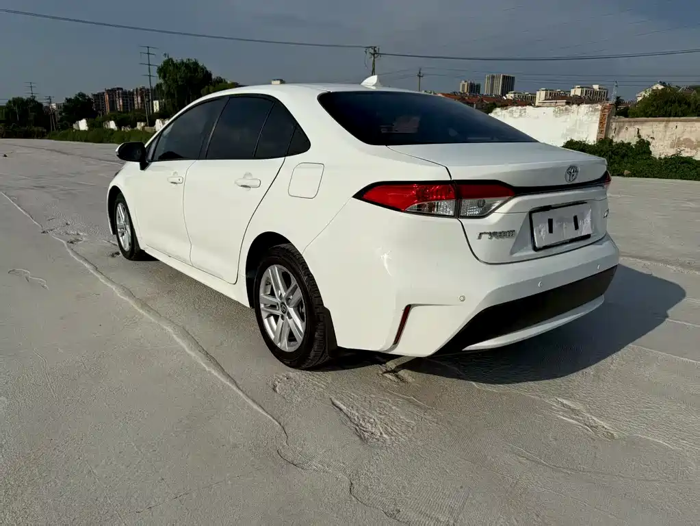 Toyota Levin — фото 11