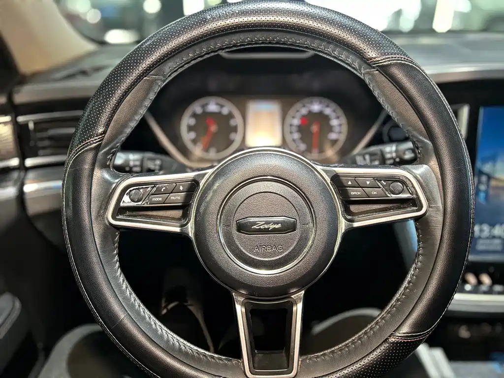 Zotye Zotye T700 — фото 11
