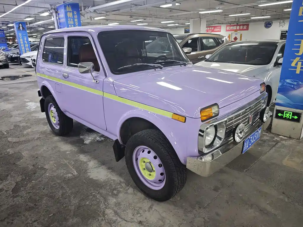 Lada Niva — фото 3