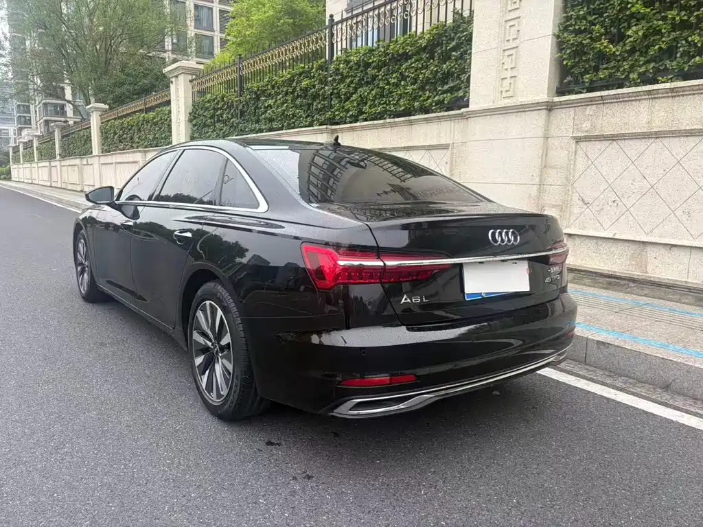 Audi A6L — фото 3
