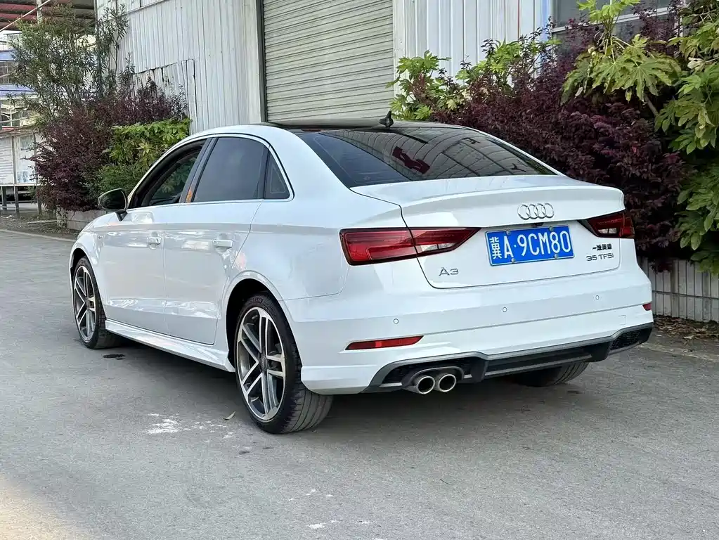 Audi A3 — фото 7