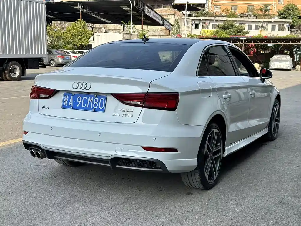 Audi A3 — фото 9