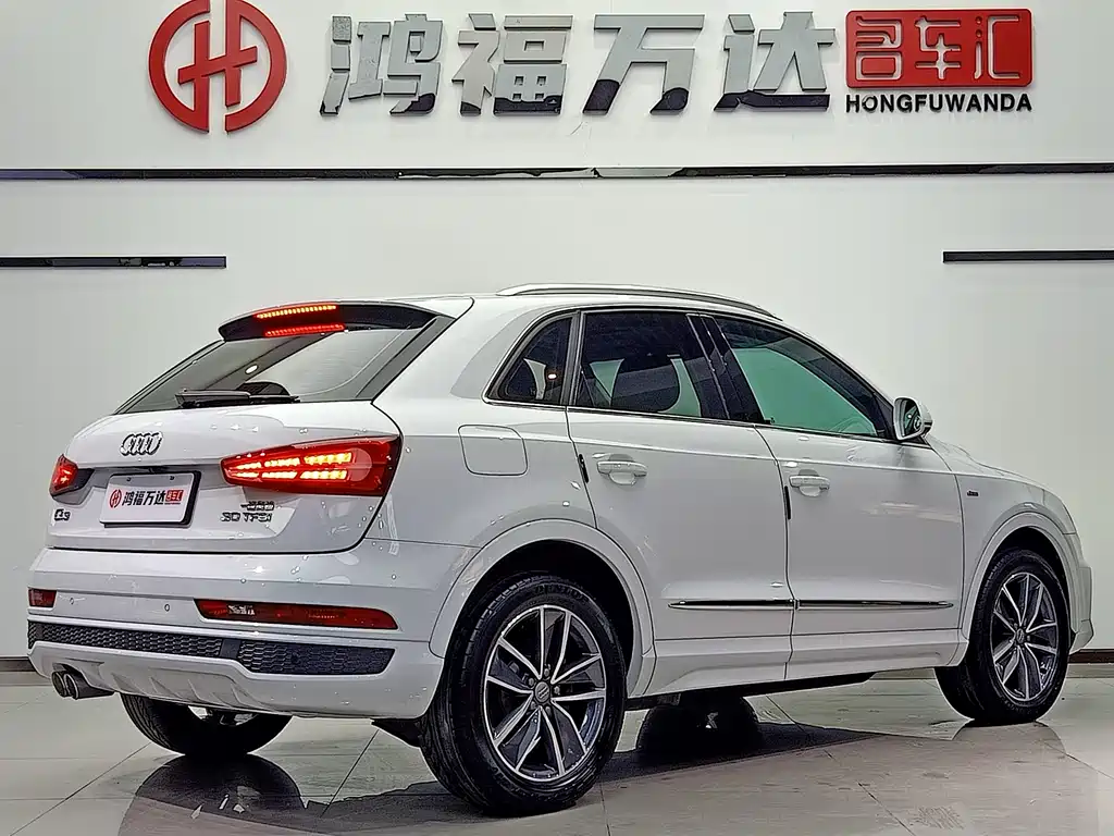 Audi Q3 — фото 4