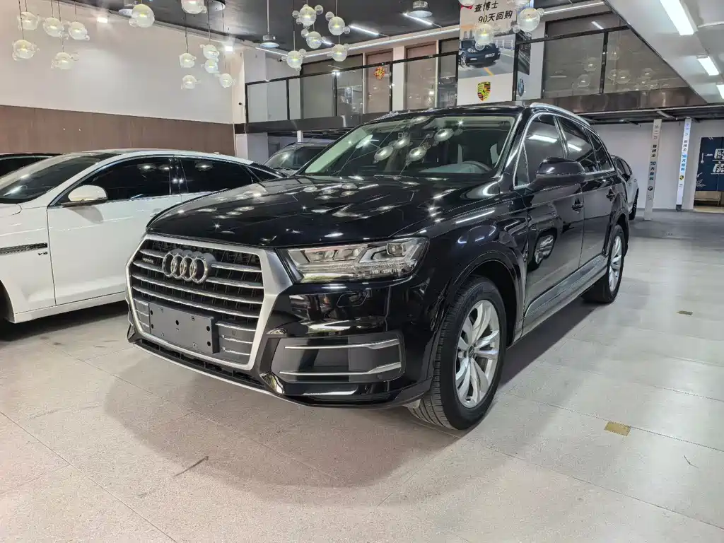 Audi Q7 — фото 2